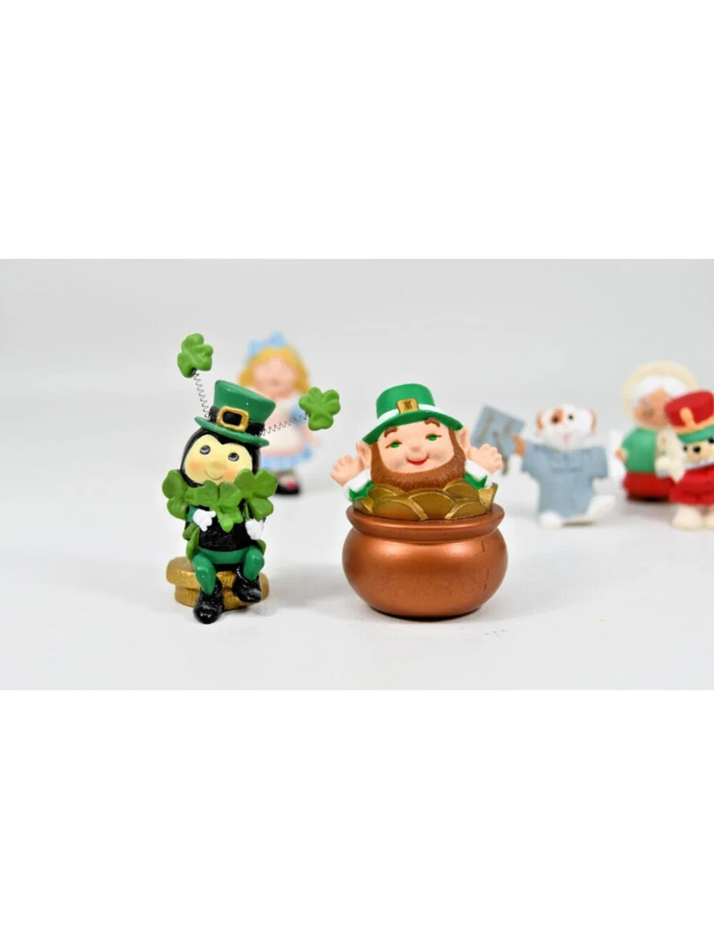 Hallmark Merry Miniatures Holiday 12 Figures Animals Children Costumes VTG 1990s